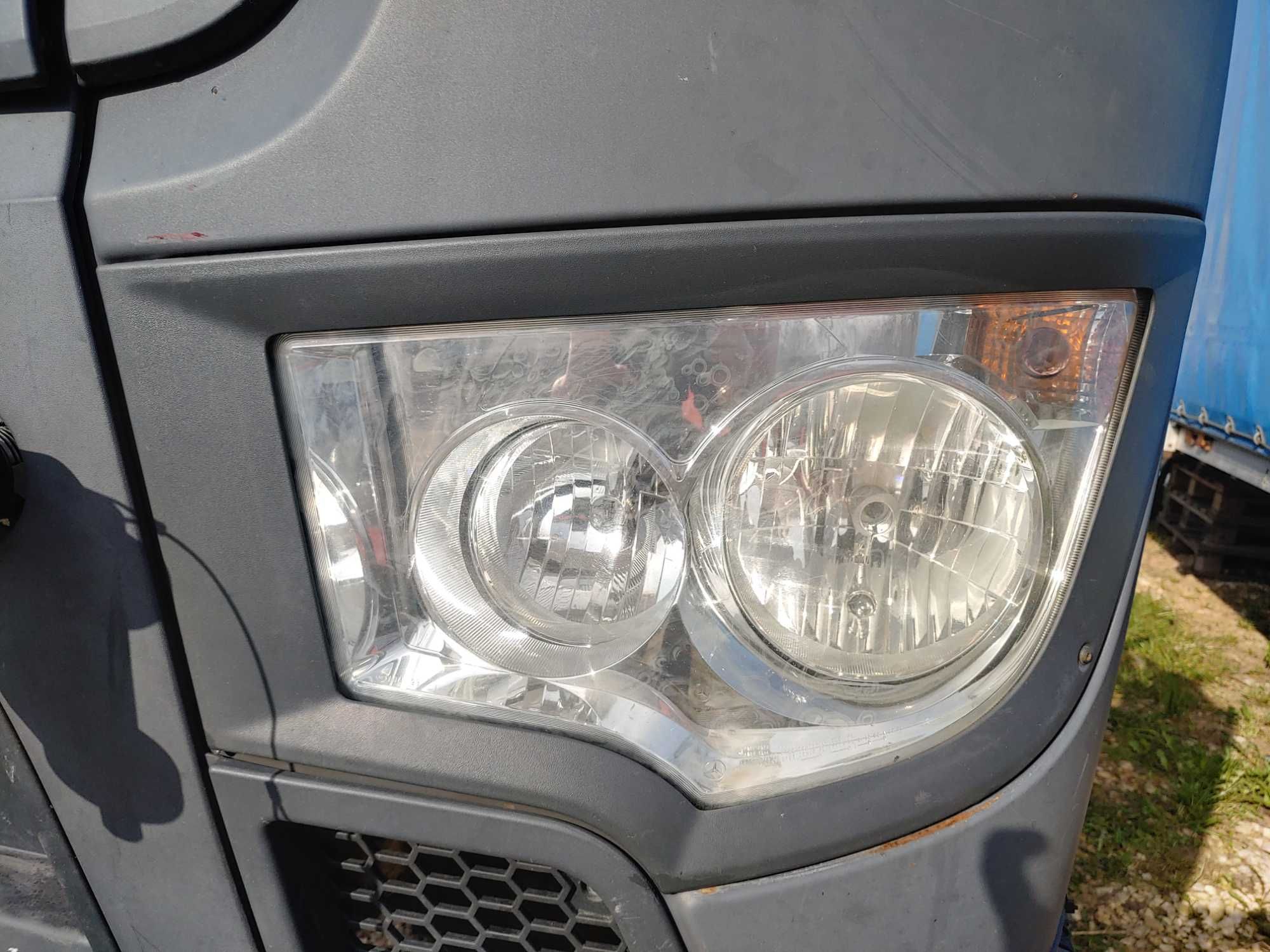 Lampa przednia lewa i prawa strona Mercedes Actros MP4 Antos 2015 E6