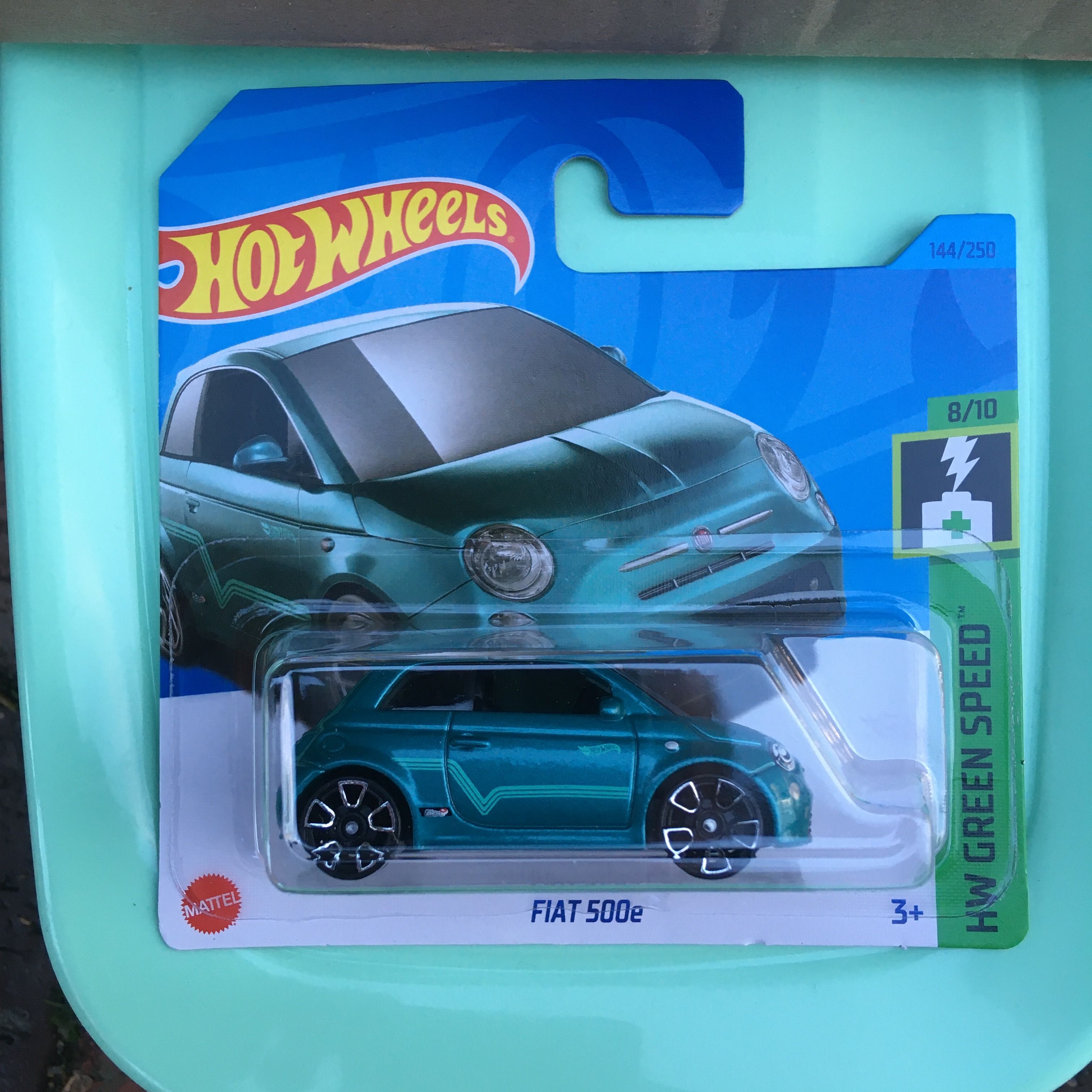 Nowy Hot wheels Fiat 500e