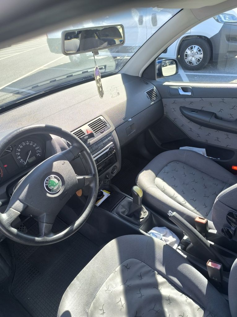 Skoda Fábia 1.4 100cv