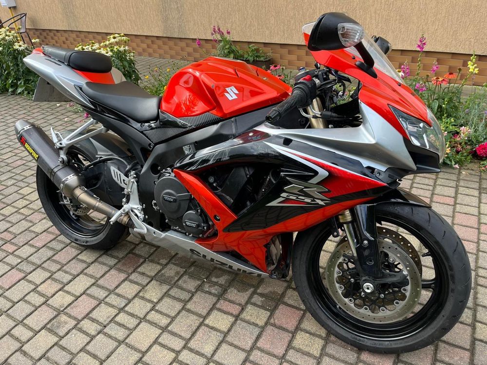 Suzuki Gsxr 600 K8 - 2008 rok