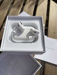 Airpods pro nowee!!