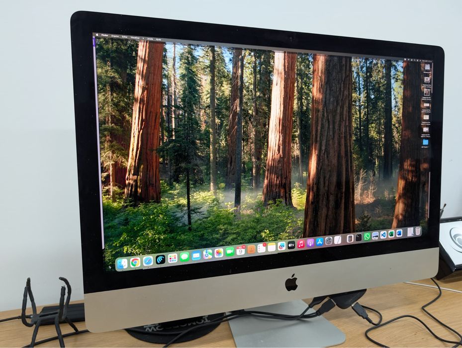 iMac 27" Retina 5K (2020) - 16GB RAM / GPU Dedicada 4GB