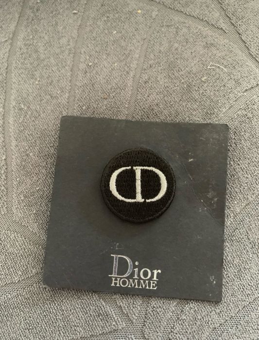 Przypinka CD Christian Dior