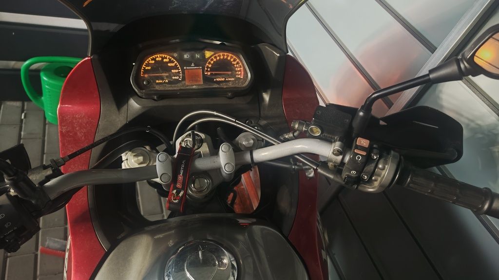 Honda xl 25 Varadero kufer kask