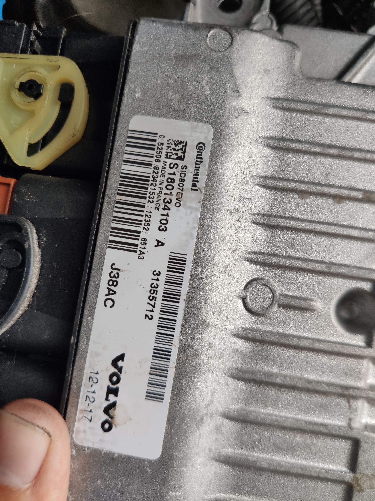 cablagem completa Volvo v40 do motor  com ecu centralina (motor)
