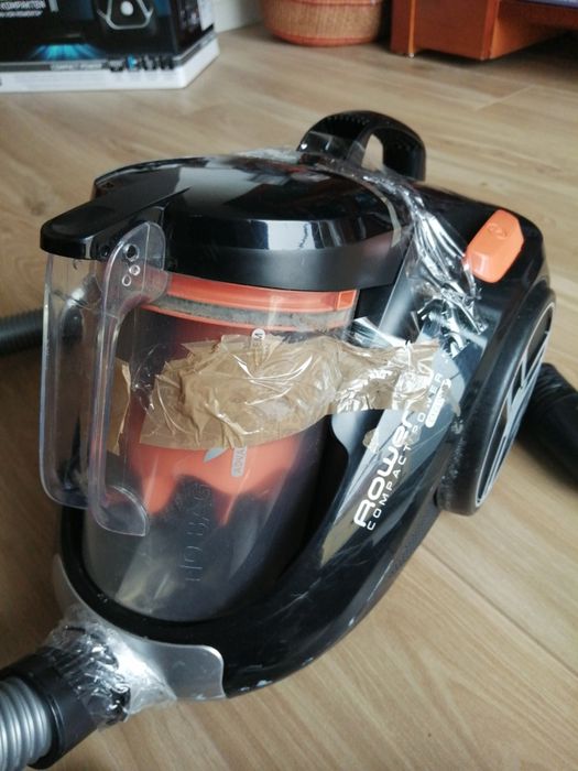 Aspirador Rowenta Compact Power Cyclonic  Sem saco*