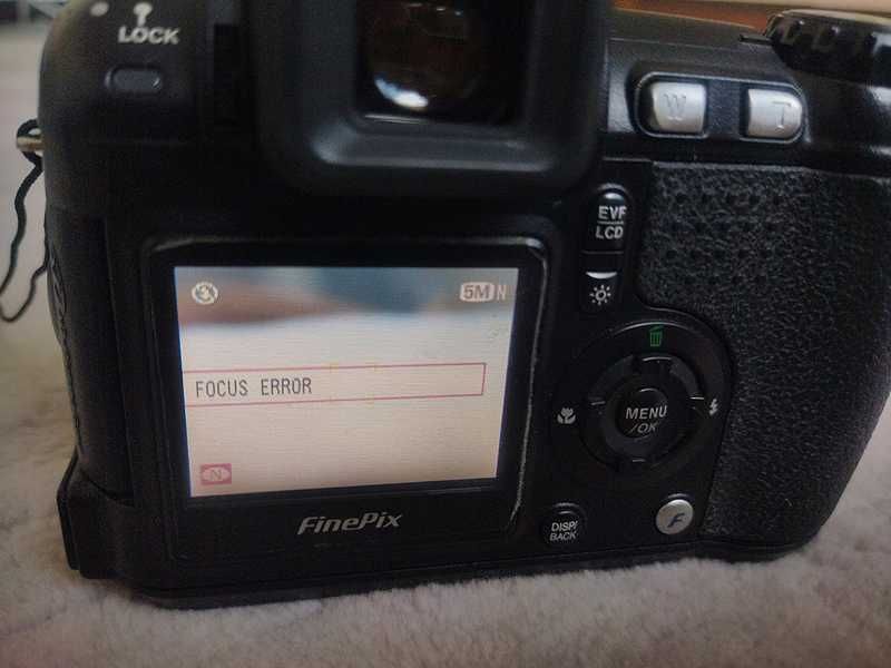 Aparat FujiFilm S5600