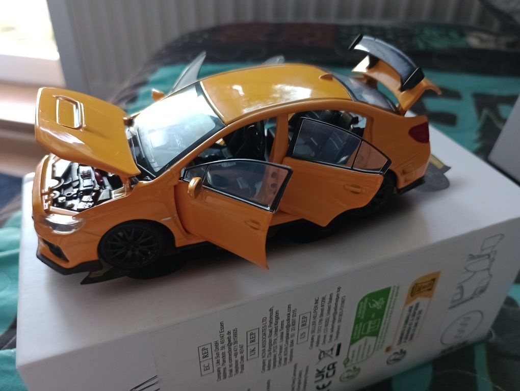 Subaru WRX STI skala 1:32 bardzo szczegółowy