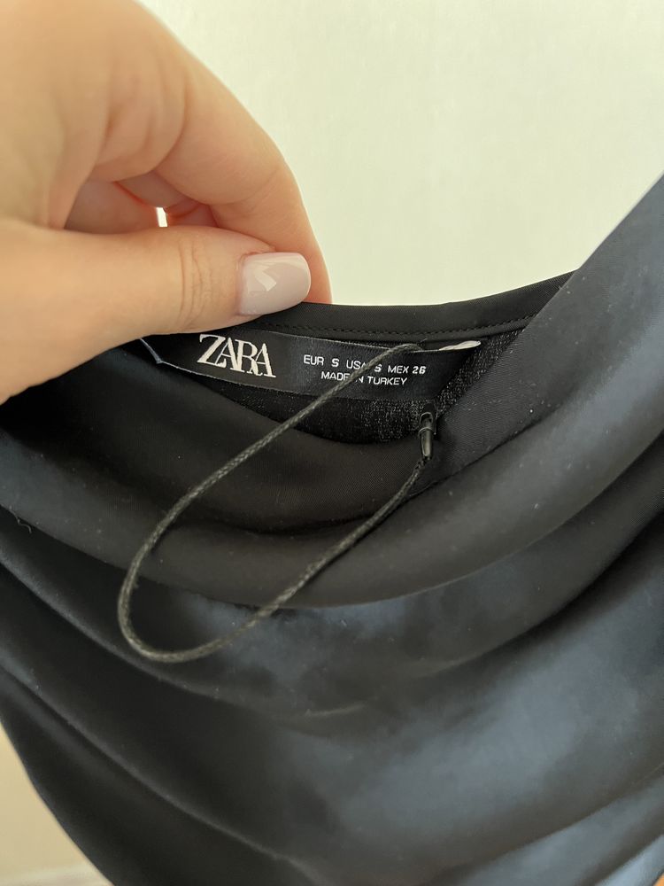 Нова сукня комбінація від zara