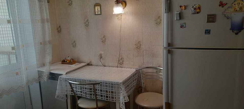 Ан продам 2кімн 3 поверх Павлоград