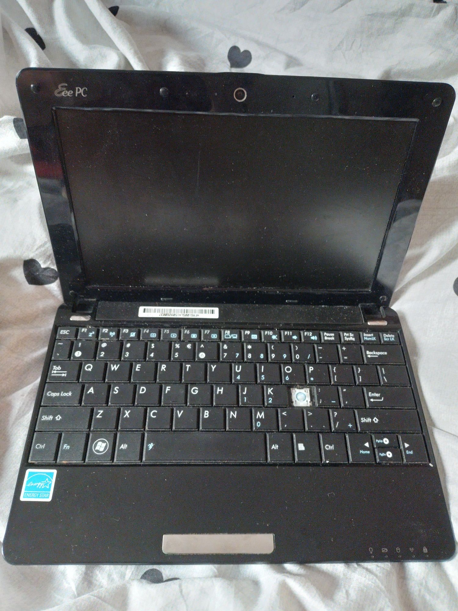 Mały laptop , stary komputer