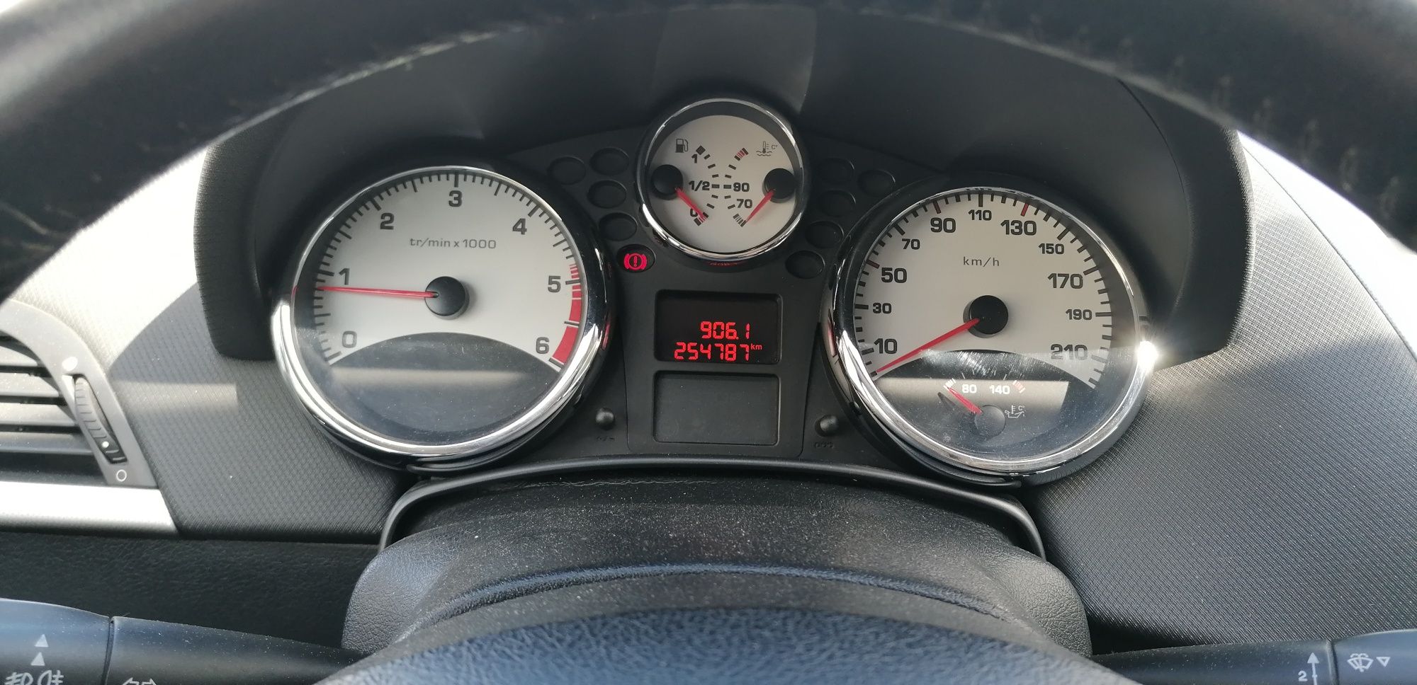 Peugeot 207 1.6HDI