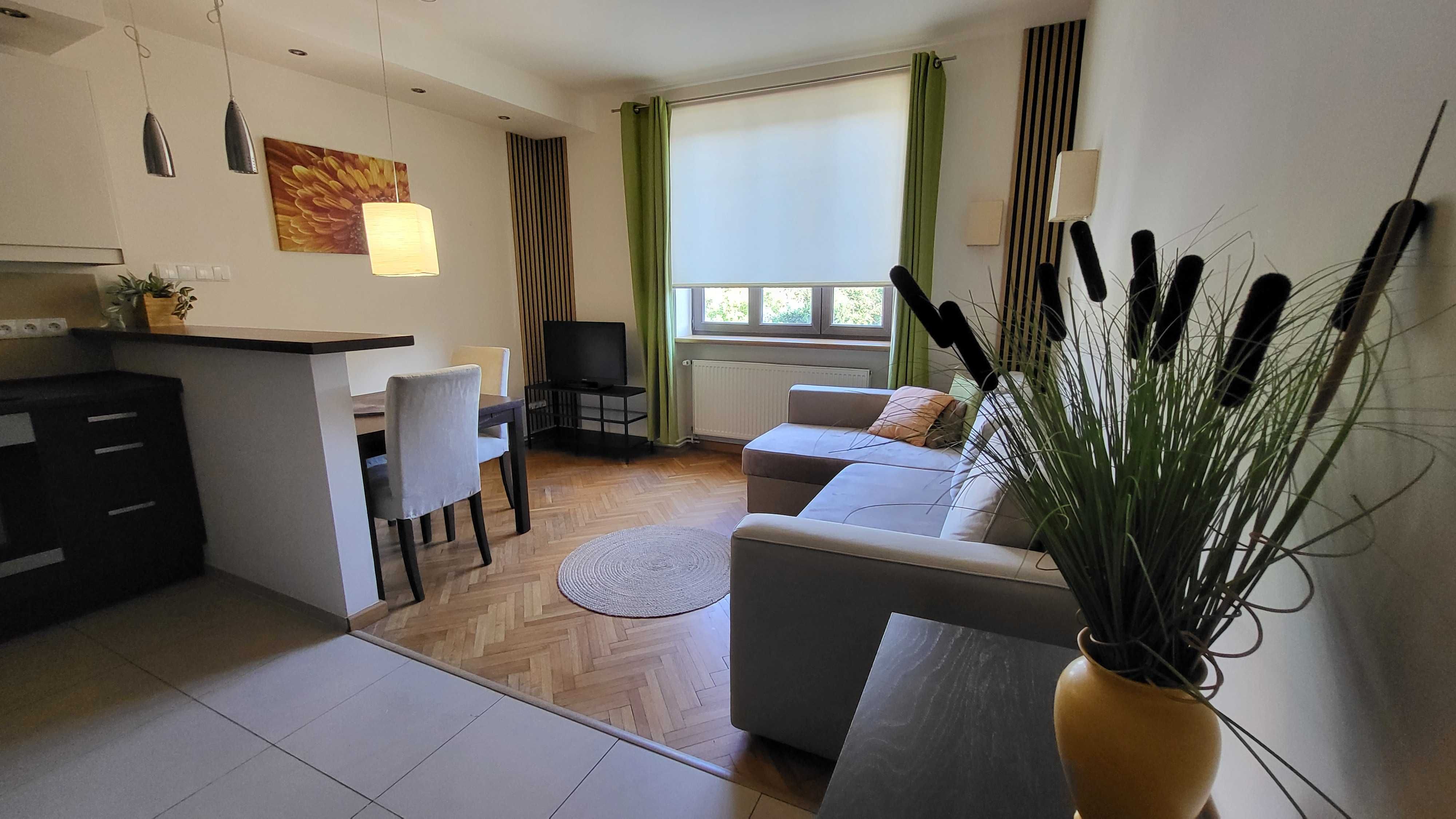Mieszkanie do wynajęcia 37 m2, dwa pokoje, w bezczynszowej kamienicy