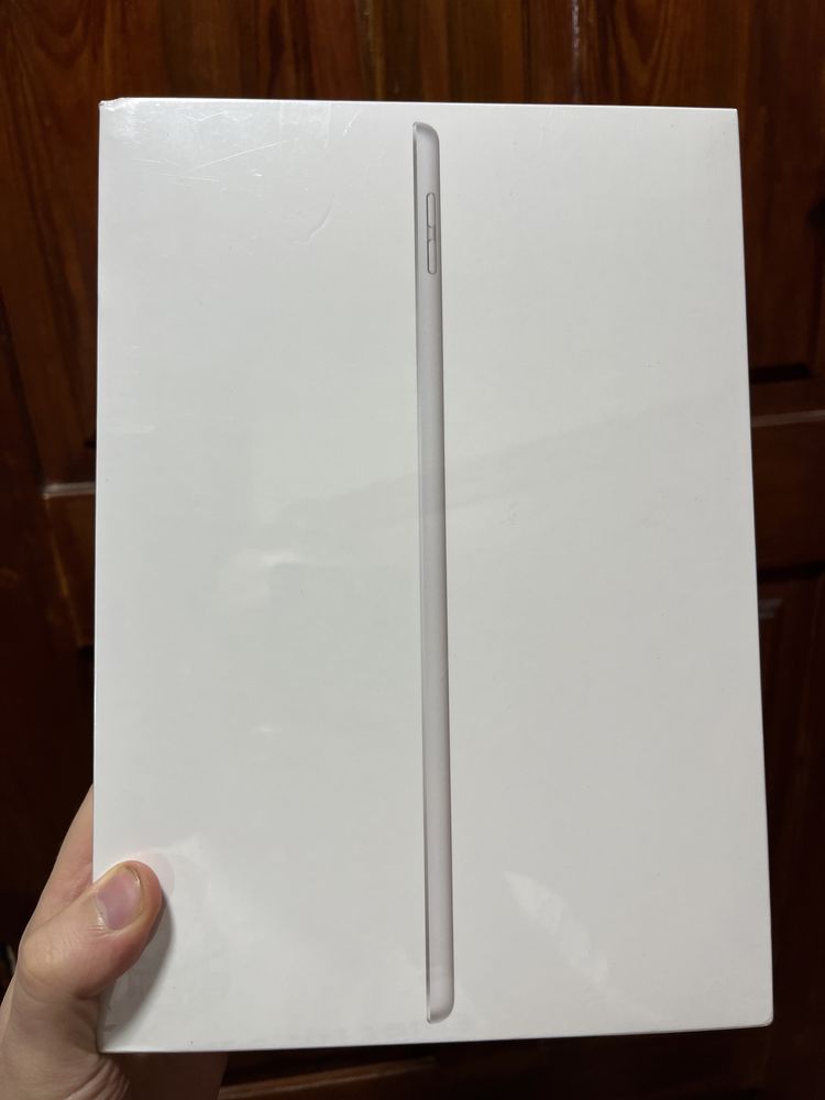 Планшет Apple iPad 9 10.2" 2021 Wi-Fi 64GB Silver