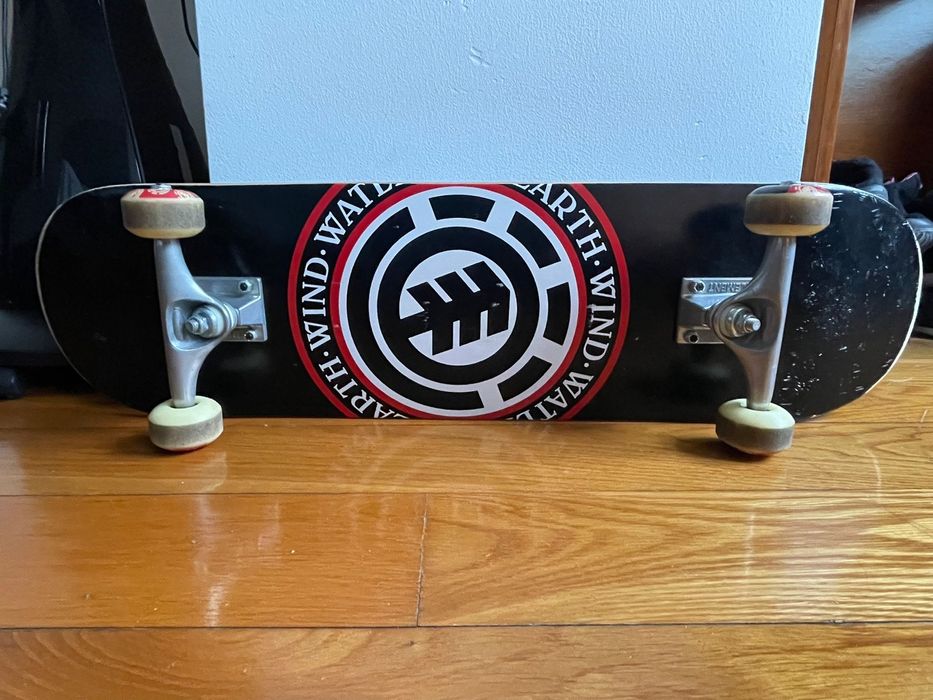 Skate Element 8 Seal