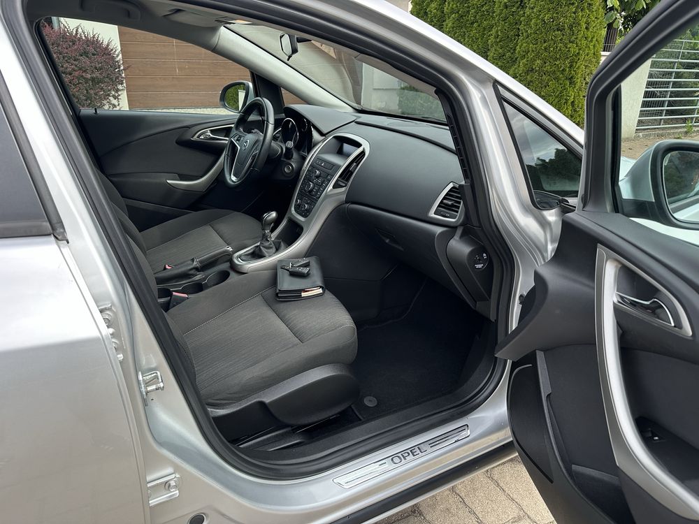 Opel Astra J 1.4 Turbo