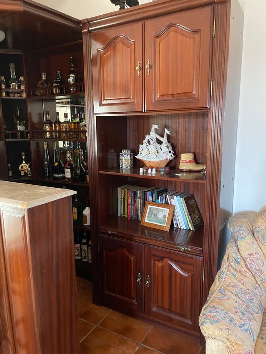 Movel bar com bancos