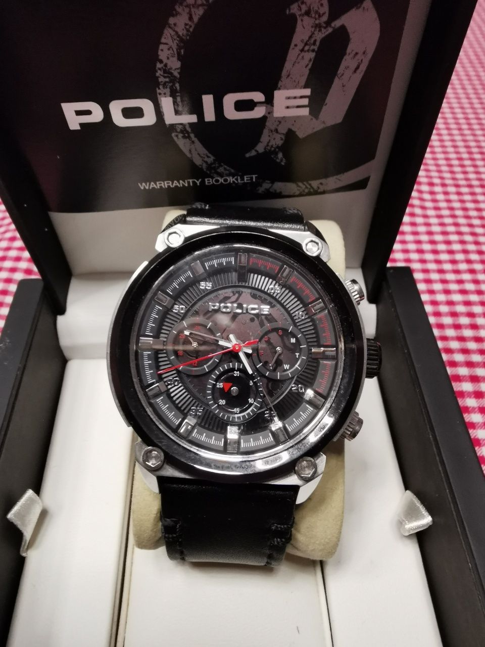Relógio Police novo