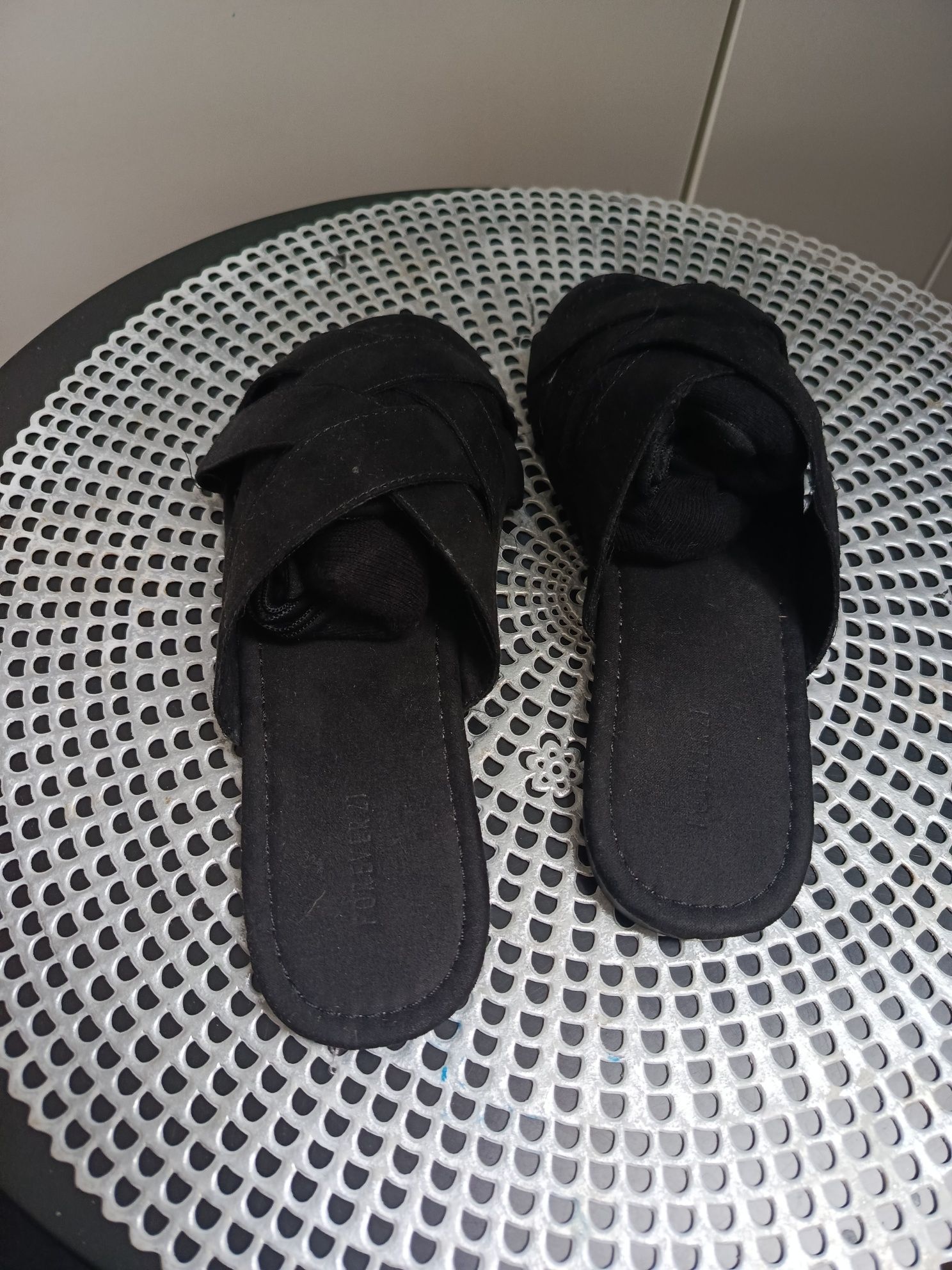 Klapki damskie 36
