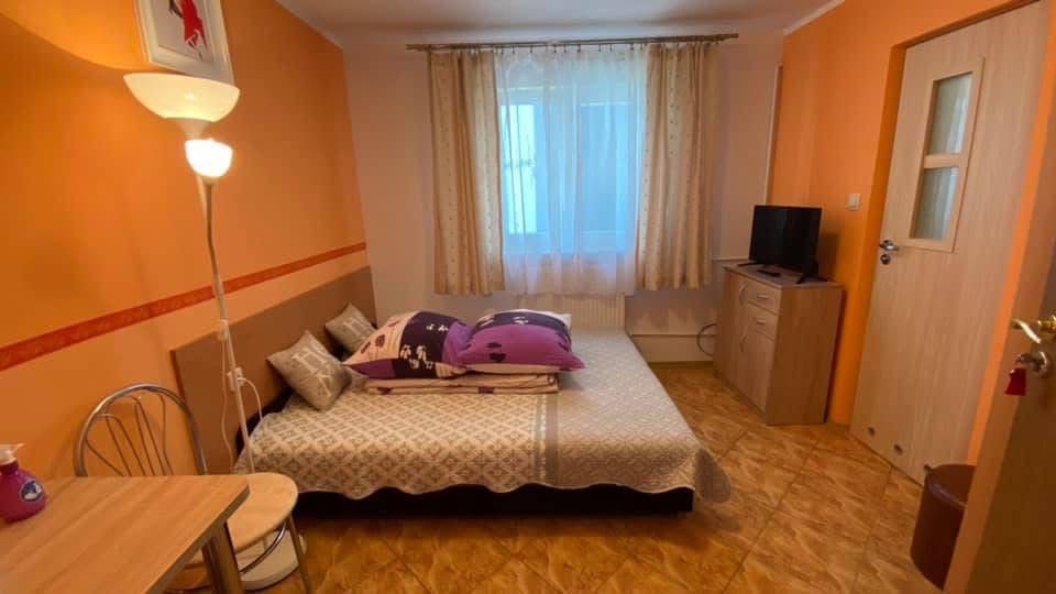 Pokoje pracownicze tanie noclegi nad morzem Mielno noclegi
