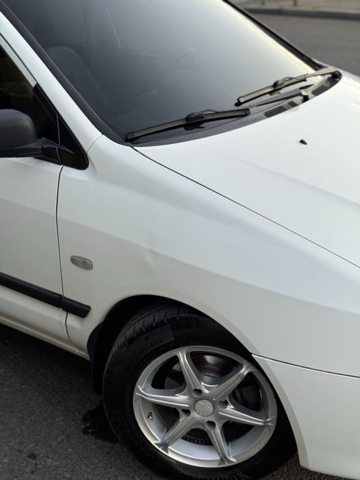 Mitsubishi Space star 2004