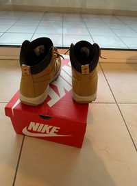 Botas Nike Mamoa 42 novas