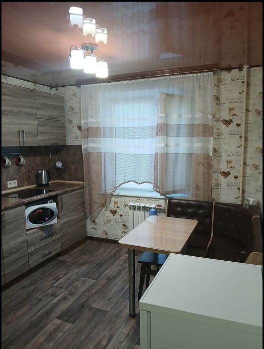 Сдаю посуточно 2 однокомнатные квартиры , цена 900гр каждая .