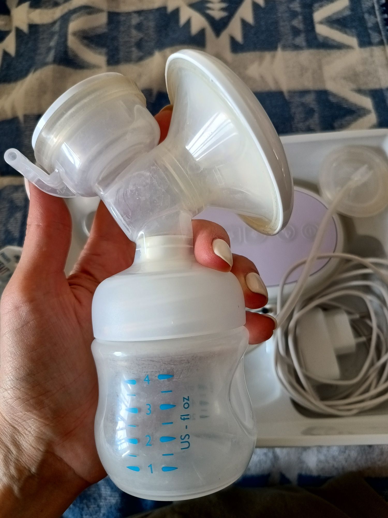 Молоковідсмоктувач електричний Philips Avent SCF332/31