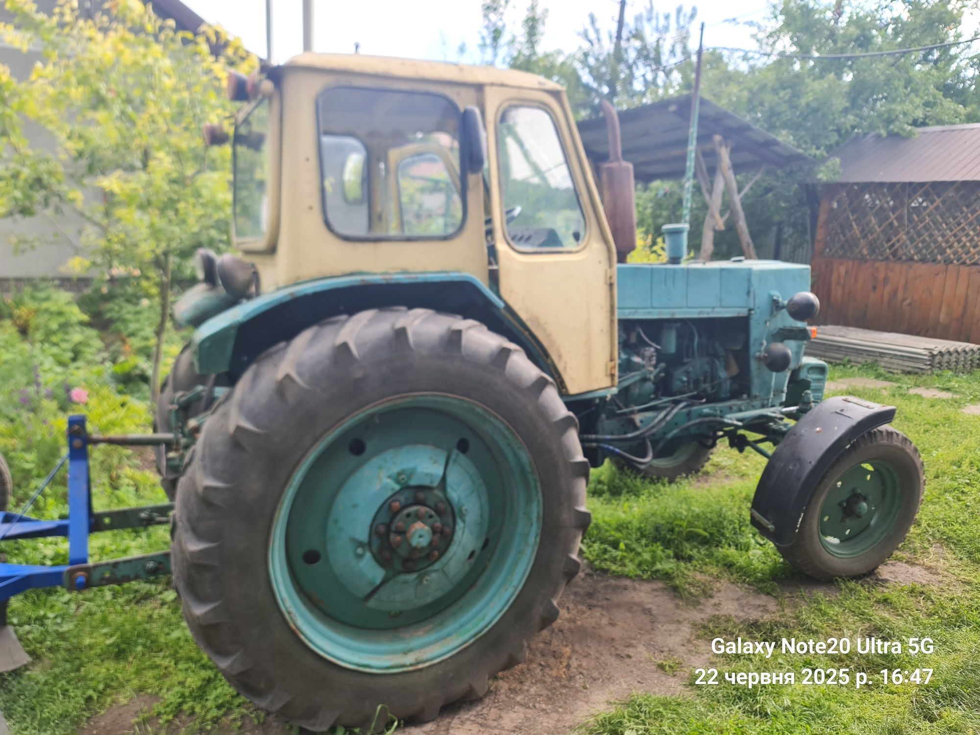 Продам трактор ЮМЗ 6