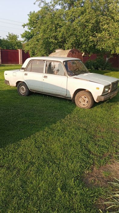 Продам жигуль ВАЗ 2107