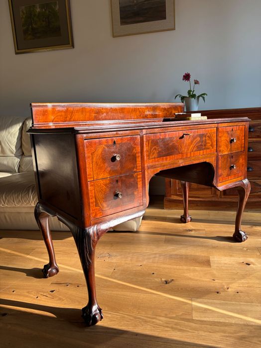 Biurko retro w bardzo dobrym stanie.