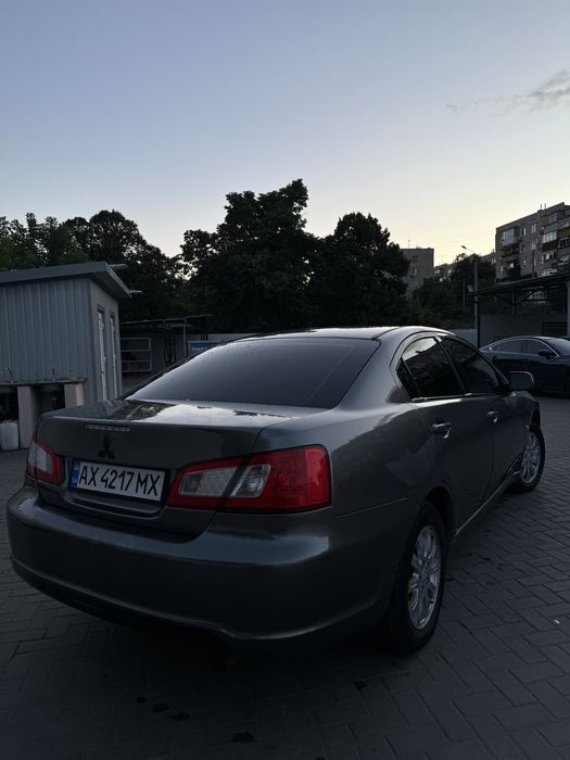 Mitsubishi Galant 9