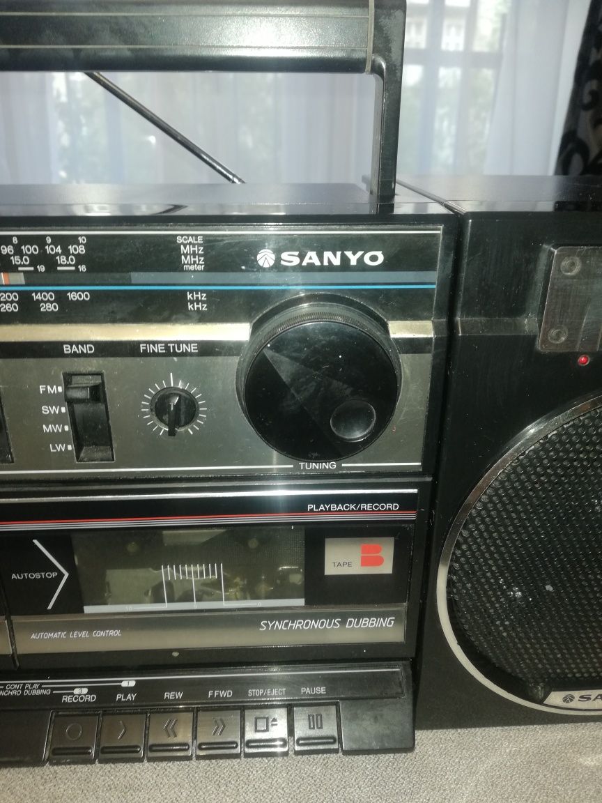 Radiomagnetofon Sanyo PRL