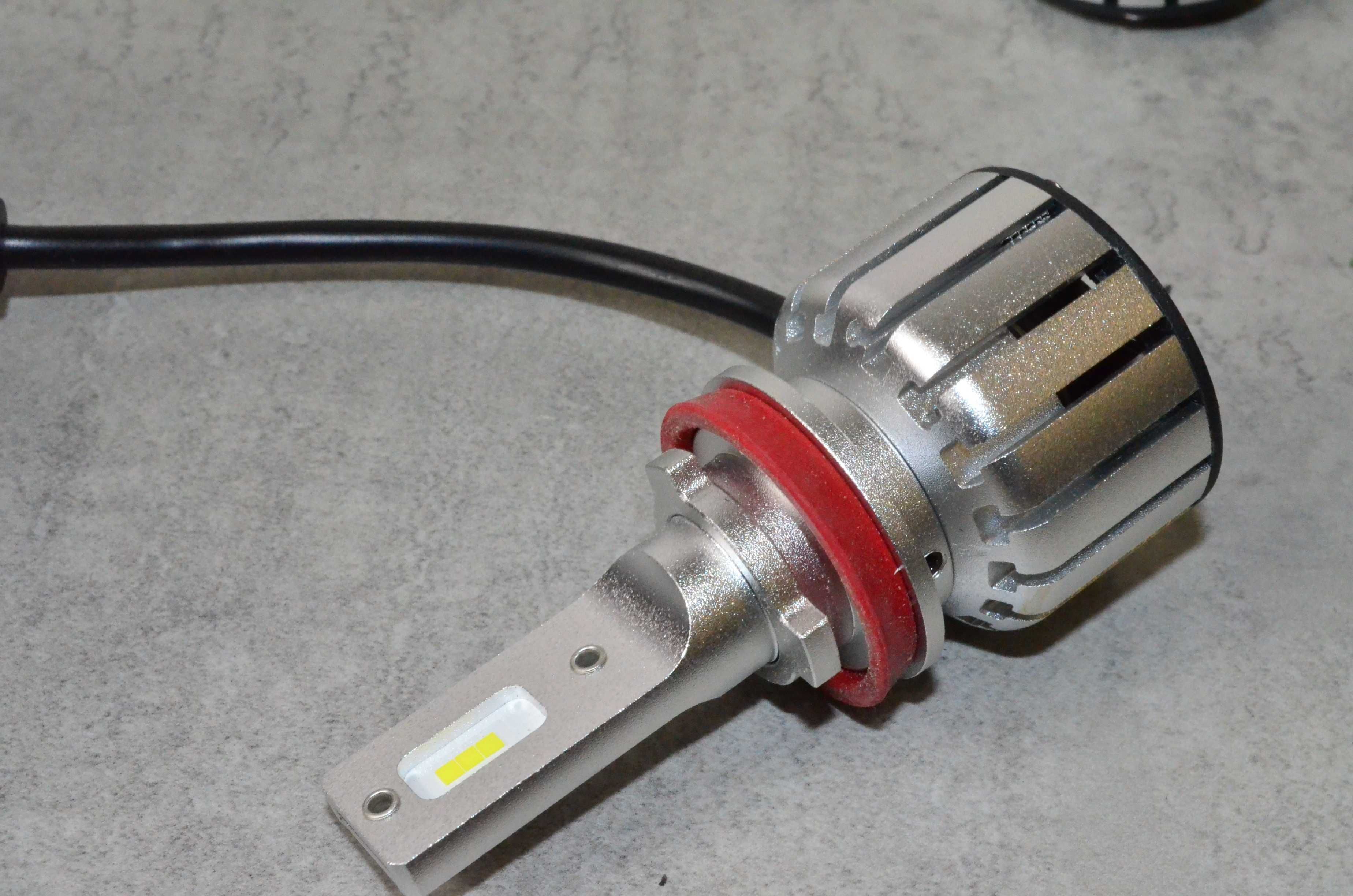 Żarówki  doświetlanie zakrętu H11/H16/H8/H9 AMS-OSRAM -zestaw LED