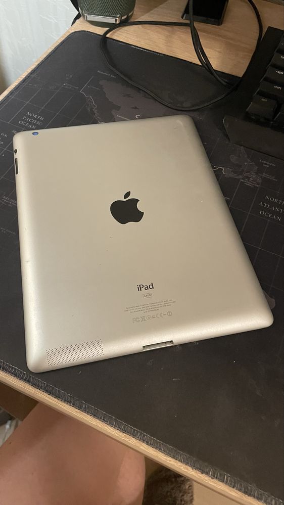 iPad A1464 64GB - iCloud off