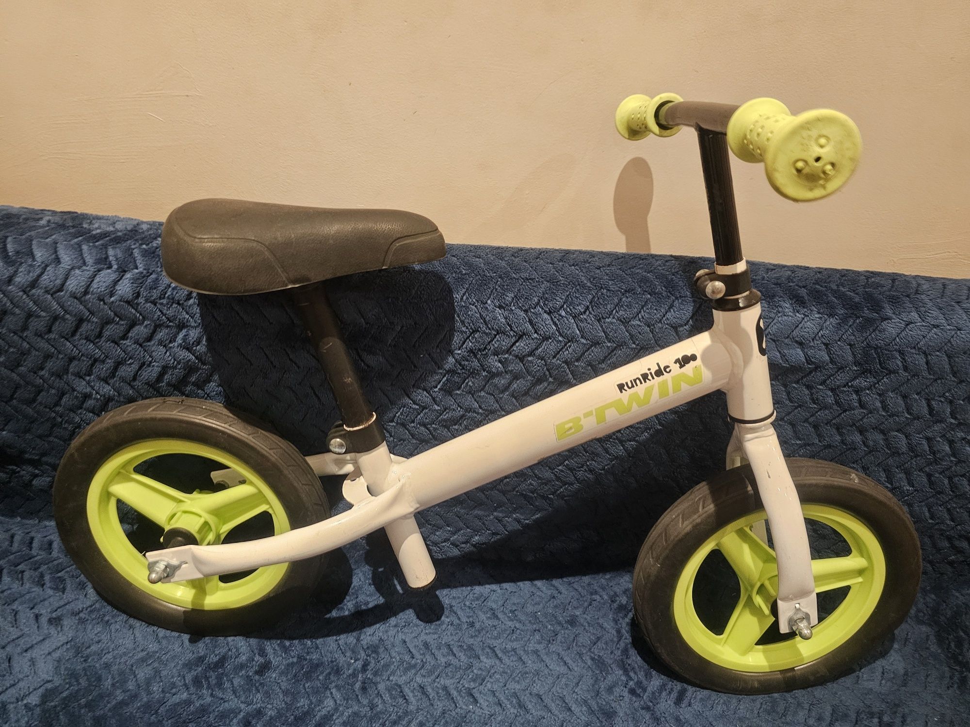Rowerek biegowy B'TWIN RUNRIDE 10"