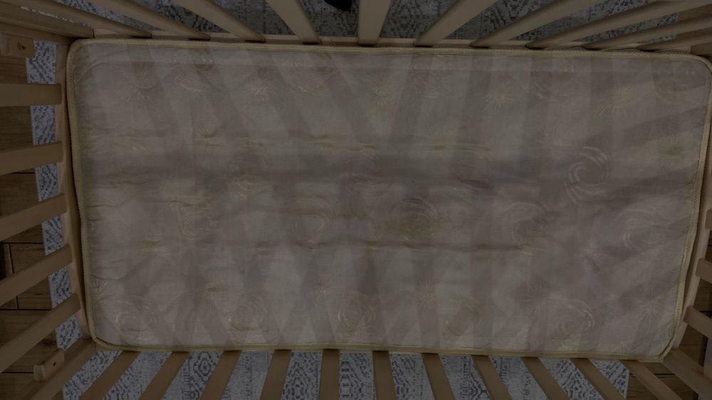 Продам дитяче ліжко з матрасом!