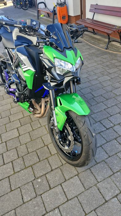 Kawasaki z 900 rok 2023