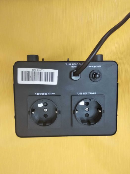 стабилизатор напряжения стабілізатор напруги