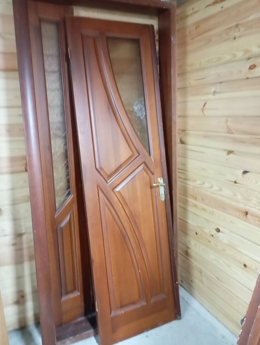 Двері з луткою міжкімнатні б/у