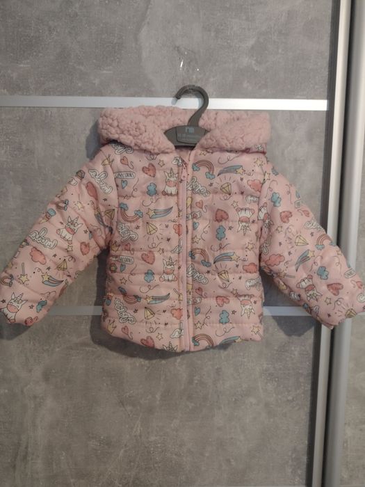 Курточка на дівчинку тепленька