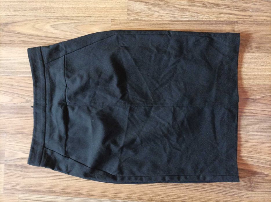 Spódnica czarna CUE rozm 40/12