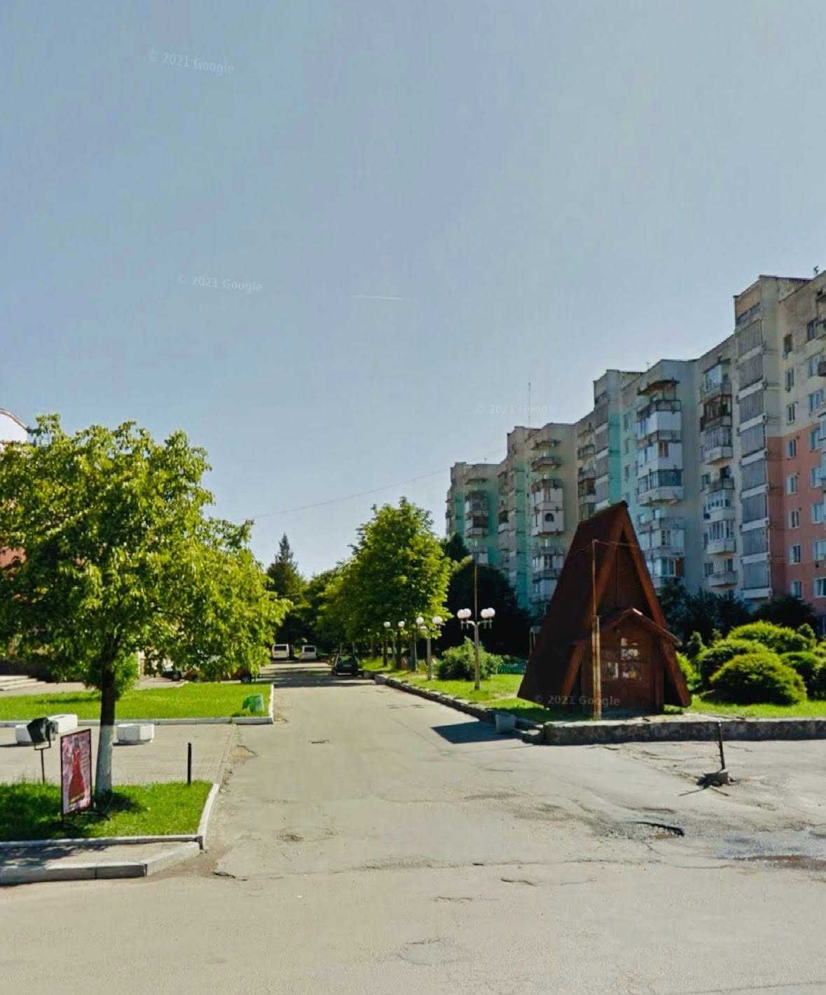 Продма 3 кімнатну квартиру місто Долина Центр біля будинку техніки