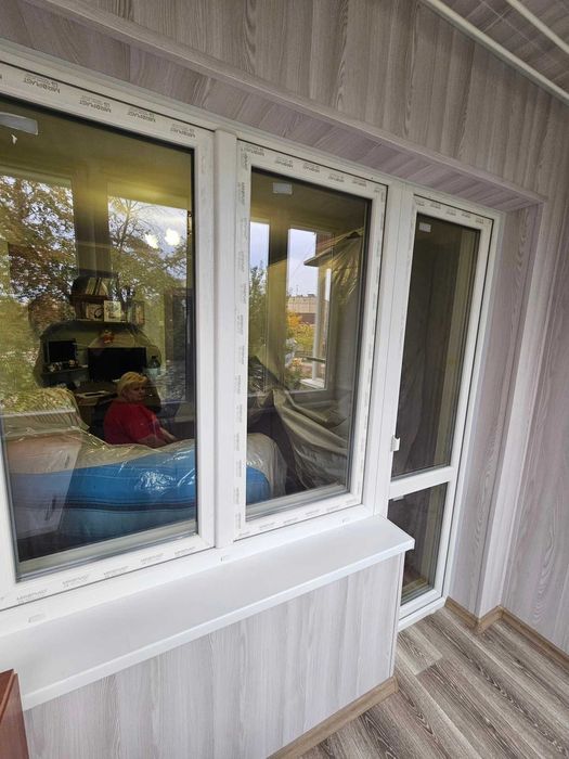 Вікна та балкони під ключ