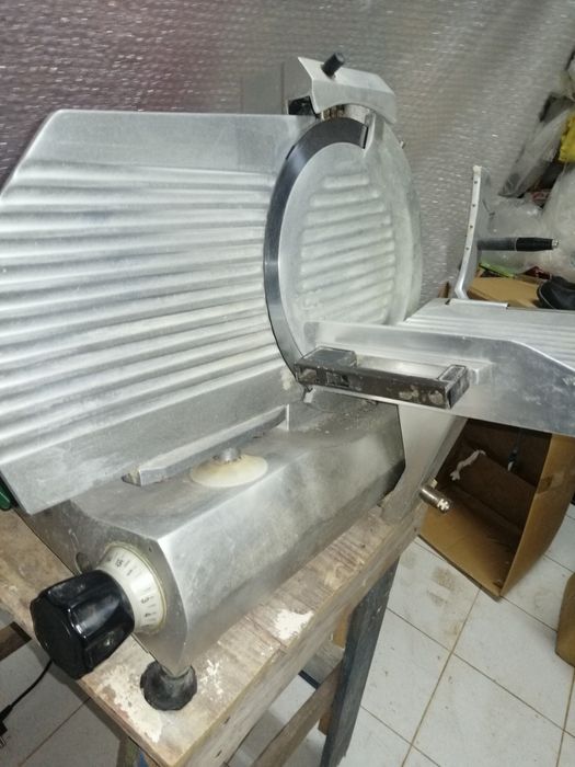 Cortadora de charcutaria usada