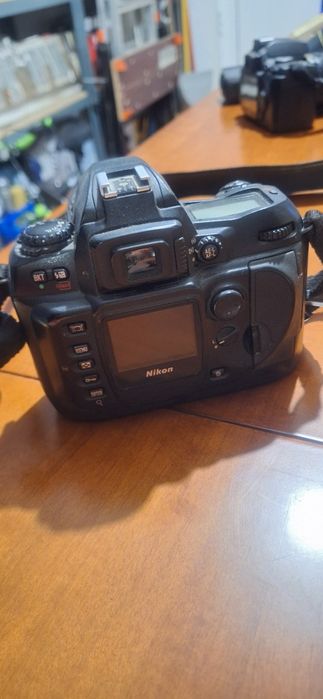 Nikon D100 + objetiva AF Nikkor 28-100mm — bom estado