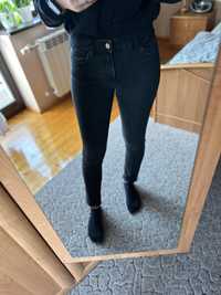 Spodnie jeansowe / jeansy skinny straight
