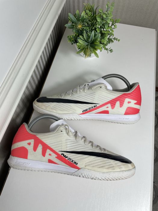 Продам футзалки Nike Mercurial Vapor