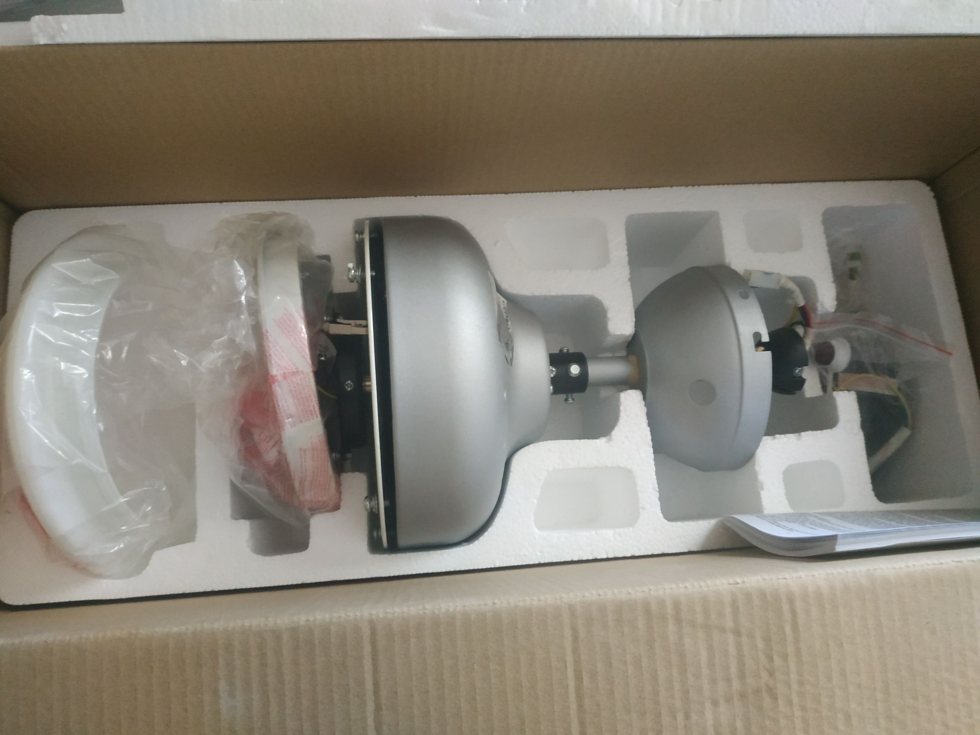 NOWA Lampa Primo z wiatrakiem LED E 14+ pilot