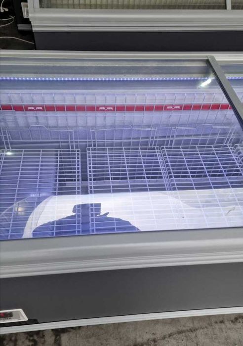 Морозильна бонета камера AHT Paris 210 Кремовий. Оплата частинами